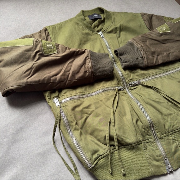 STAMPD “Time And 1 World” Bomber Jacket Size XL - Picture 4 of 9